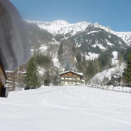 Gaestehaus Alpina Dorfgastein