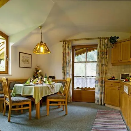 Gaestehaus Alpina Apartamento Dorfgastein