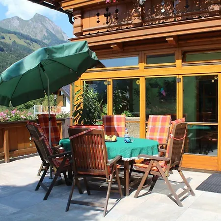 Gaestehaus Alpina * Дорфгаштайн